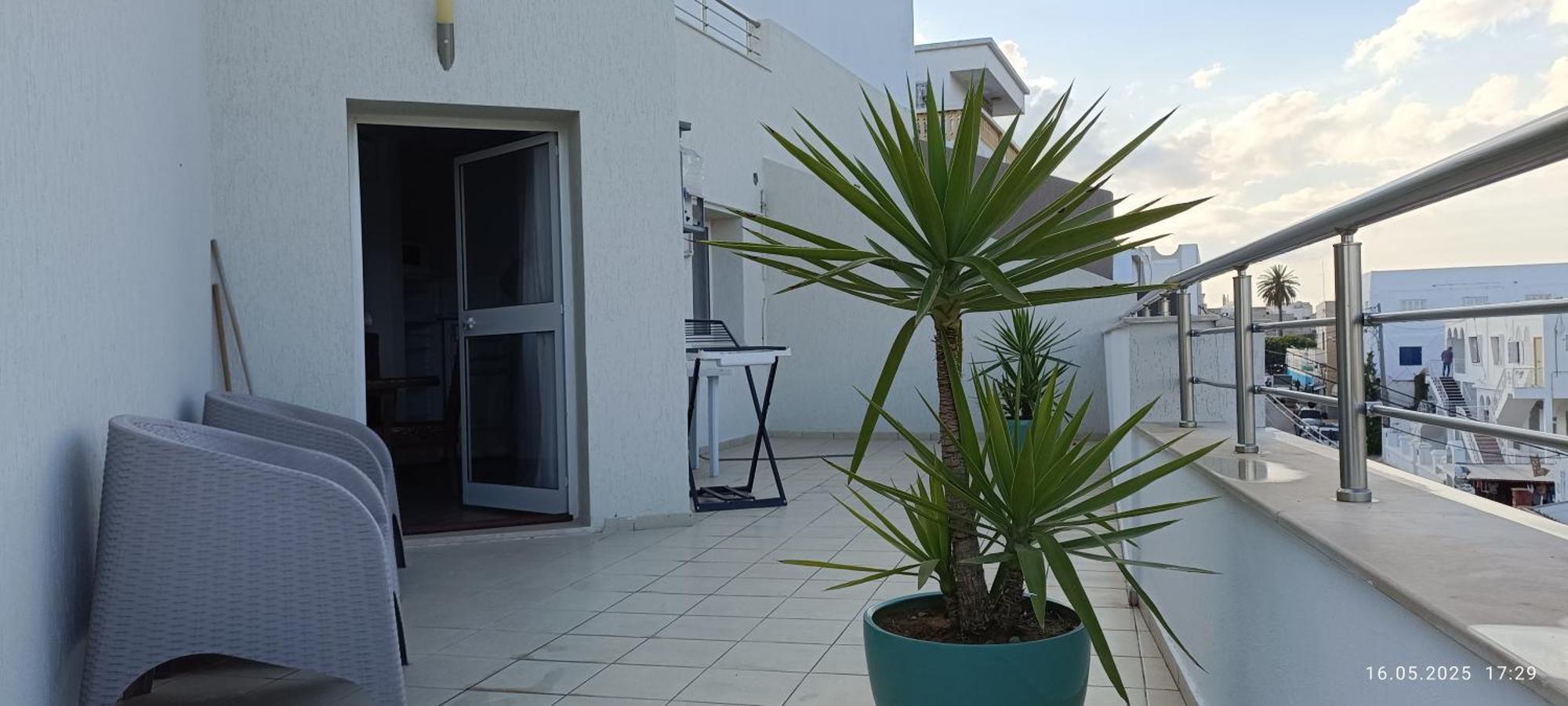 Residence Debbabi Sans Coupure D'Eau Monastir Extérieur photo